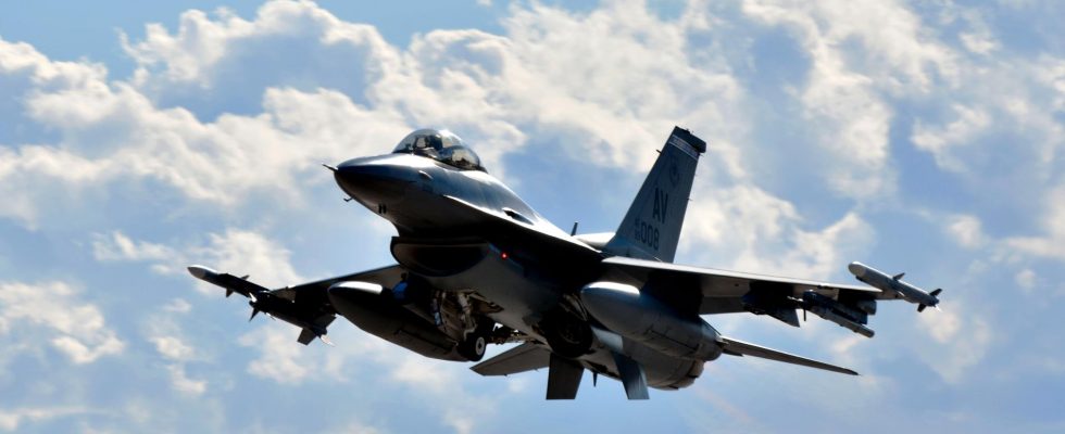 US sells F16 planes to Turkey