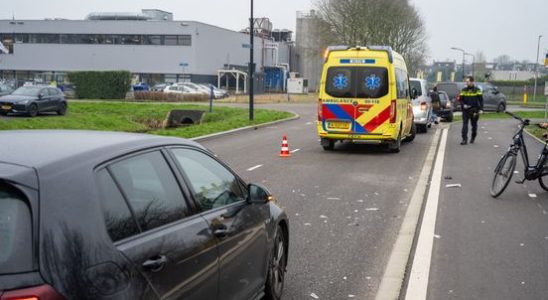 112 news girl hit by car in Mijdrecht owner