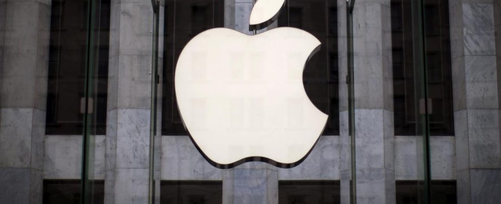 Apple Breaks Revenue Trend Mobile