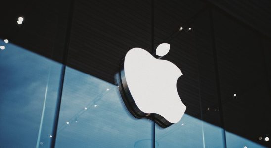 Apple Extends Qualcomm Patent Agreement to 2027