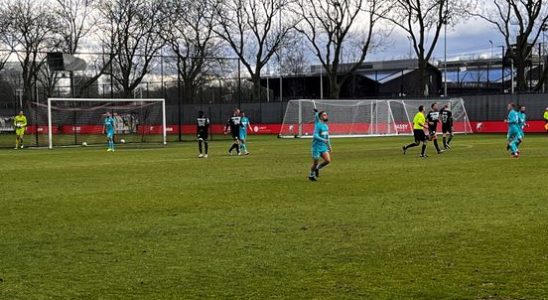 B team FC Utrecht loses practice match against FC Groningen