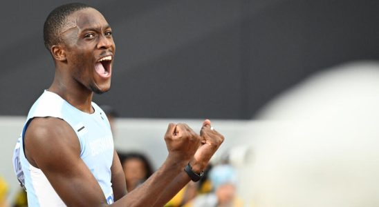 Botswanas Letsile Tebogo breaks the 300 meter world record