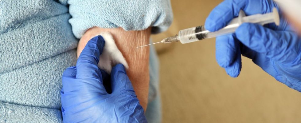 Covid towards a new dose of vaccine in April