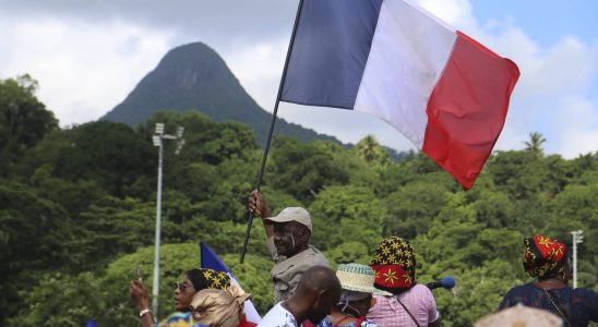 Is the abolition of land rights in Mayotte possible