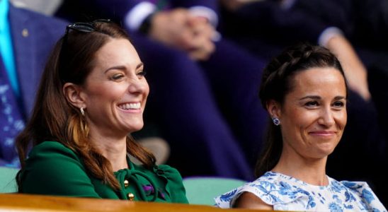 Kate and Pippa Middleton two sisters with identical beauty