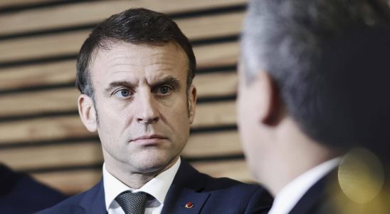 Macron annoyed and not always tender with ministers