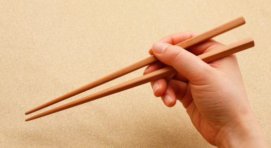 Most People Use Chopsticks Wrong Heres the Real Right Method