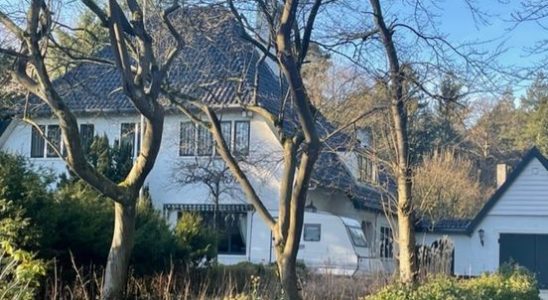 Raid on abandoned Amersfoort villa where 374 companies are registered