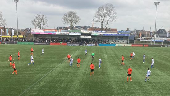 Spakenburg fights to a point football spectacle at regional derby