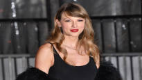 Taylor Swift threatens to sue student who publishes celebrity flight