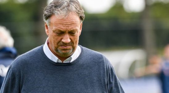 The difficult choice of outgoing coach Rene van der Kooij