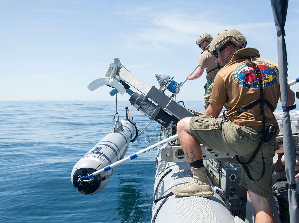 Testing by the US NAVY of the Remus drone in an anti-mine exercise in 2016.