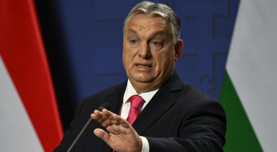Viktor Orban addresses the nation in the midst of political