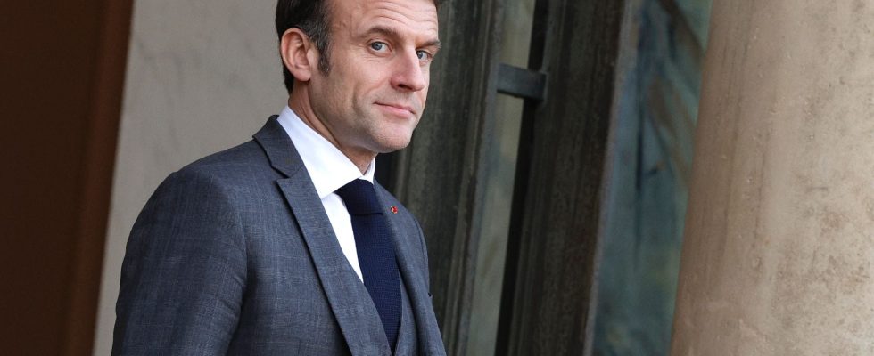 comment Macron traite ministres conseillers et amis – LExpress