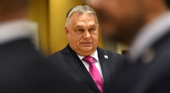 when Orban takes inspiration from Putin to muzzle his detractors