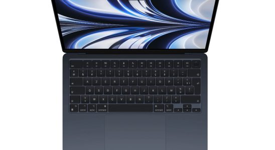 Apple MacBook Air M2 for less than 1000 euros it