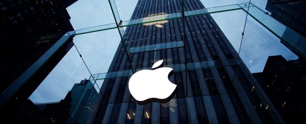 Apple Offers Artificial Intelligence Supported App Store