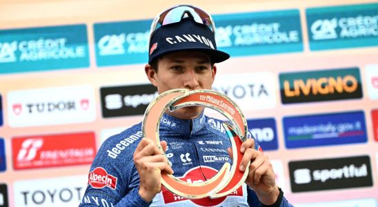 Belgian Jasper Philipsen wins Milan San Remo
