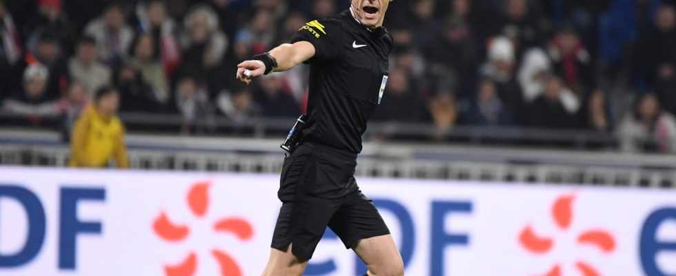 Benoit Bastien referee of OM PSG why the Marseillais