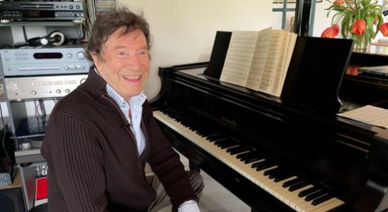Composer and pianist Laurens van Rooyen 88 died suddenly