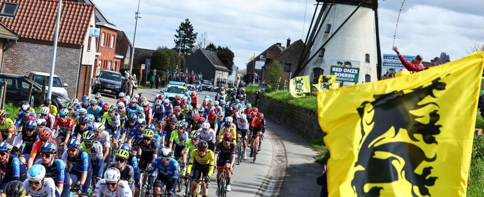 DIRECT Tour of Flanders 2024 van der Poel bides his