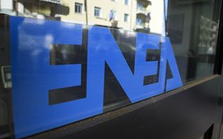 Electric car ENEA new material for safer and more sustainable