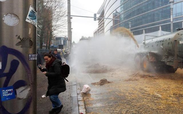 Farmers turned Brussels into a war zone They sprayed fertilizer