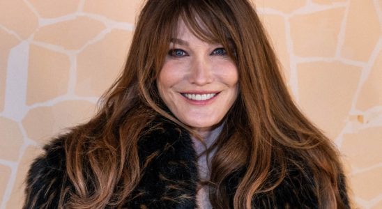For her romantic weekend in Rome Carla Bruni found the