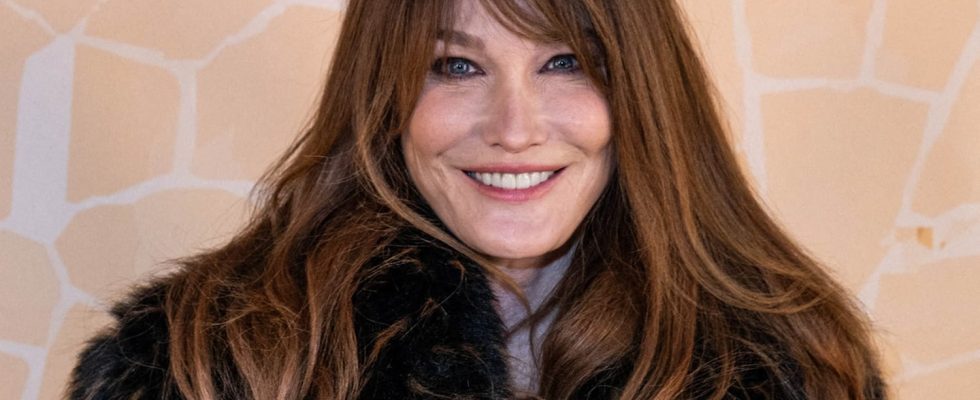 For her romantic weekend in Rome Carla Bruni found the