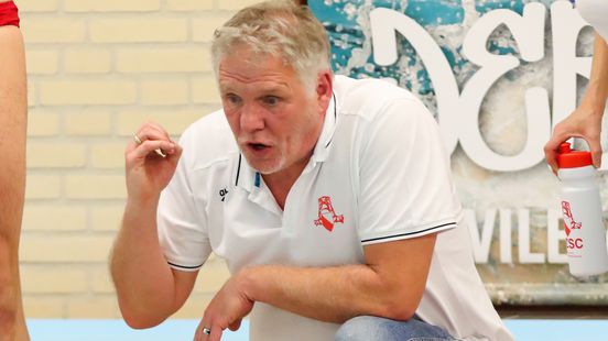 Former national coach Van Zeeland will immediately replace Johan Aantjes