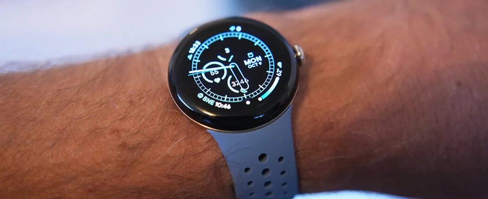 Google Pixel Watch 3 May Come in 45 mm Sizes