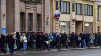 In Russia queues are accumulating at the ballot box in