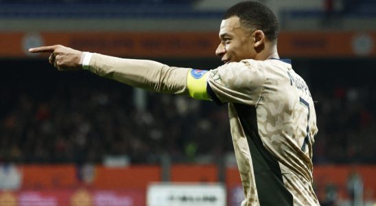 Ligue 1 PSG crushes Montpellier