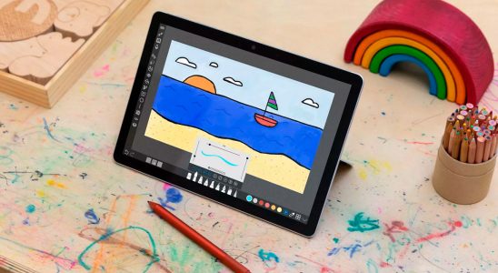 Microsoft Introduces New Surface Products at May 20 Event