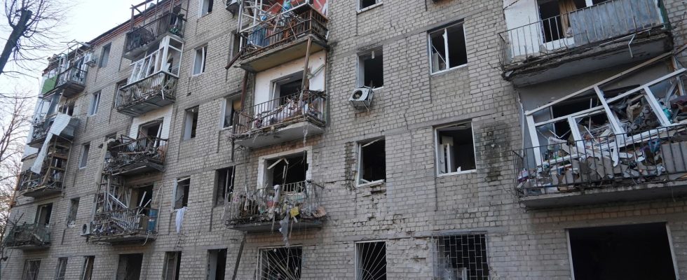 New nocturnal attacks on Kharkiv