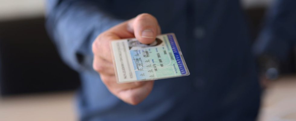 No more need to keep your ID card in your
