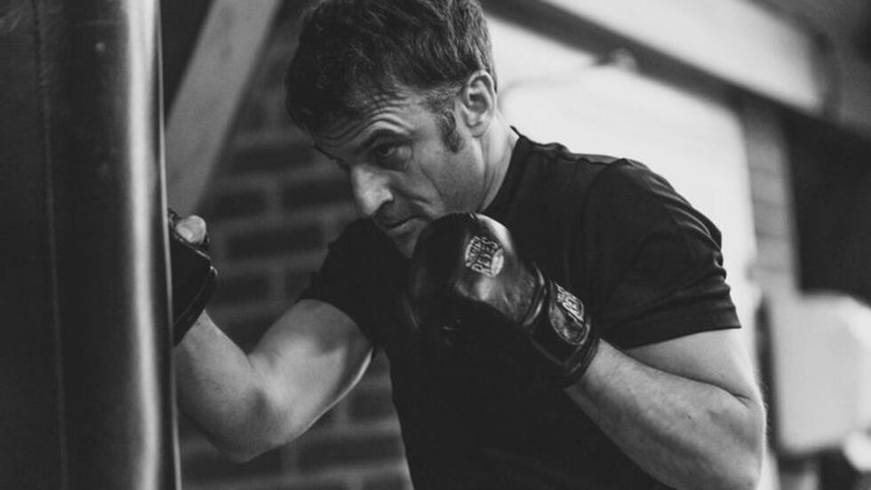 Emmanuel Macron in the middle of a boxing session, March 19, 2024.