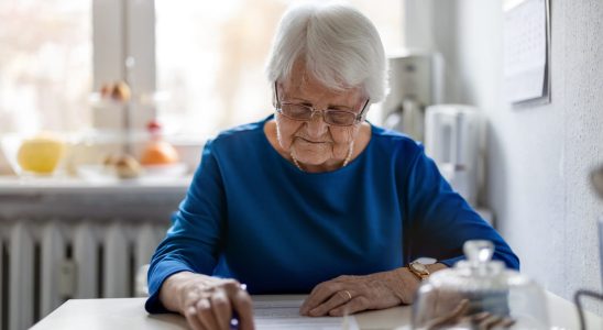 Retirees must respond to this letter within a few days