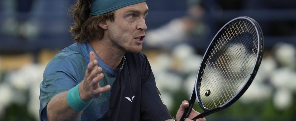 Rublev disqualified after insulting a judge in the middle of