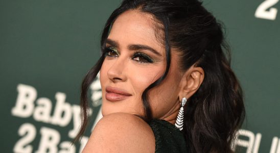 Salma Hayek uses this makeup product to expressly camouflage her