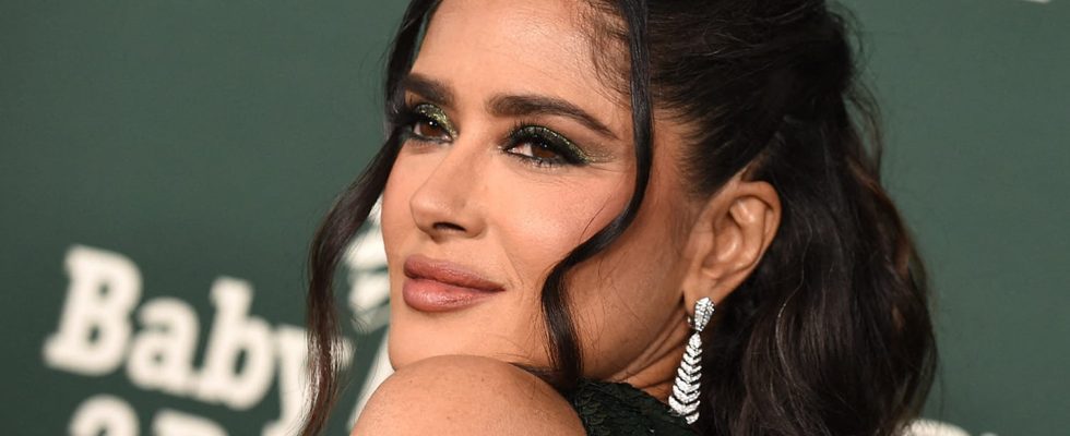 Salma Hayek uses this makeup product to expressly camouflage her