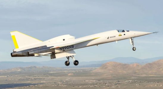 Supersonic test aircraft Boom XB 1 underwent first flight test Video