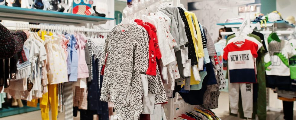These two French childrens clothing brands about to close