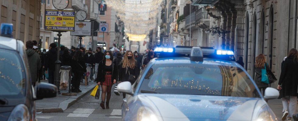 Three terror suspects arrested in Italy