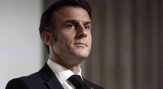 Unstoppable powers Macron is alarmed by the Russian threat