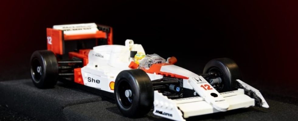 We build Ayrton Sennas legendary McLaren in Lego
