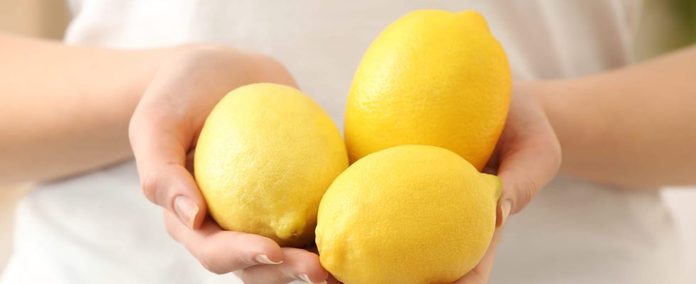 What are the real effects of lemon on the liver