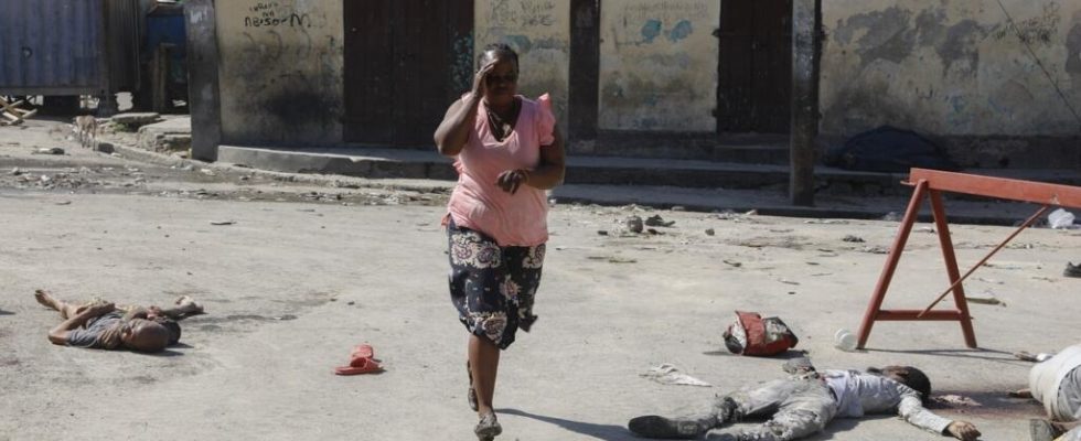 in Haiti the government decrees a 72 hour curfew