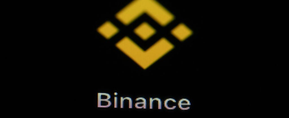 tax evasion complaint against two executives of cryptocurrency company Binance