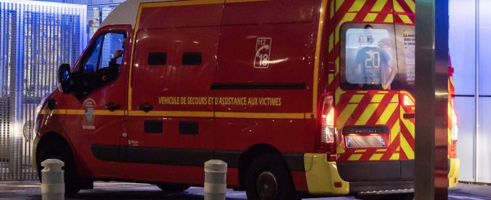 An explosion and a fire kill three people in Paris